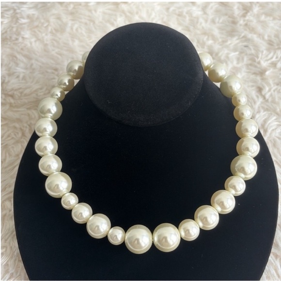 J. Crew Pearl Ball Necklace - Picture 3 of 7